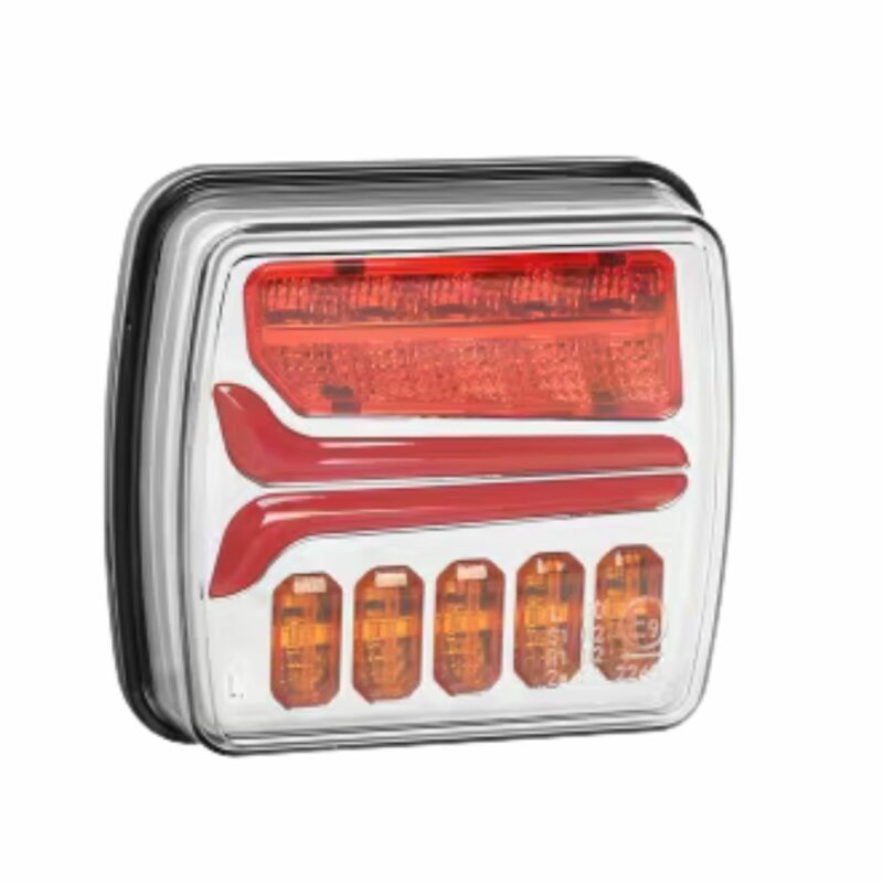 Farol traseiro esquerda